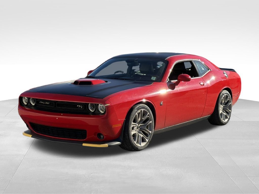 Used 2020 Dodge Challenger R/T Scat Pack RWD image 3