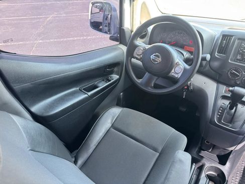 Used 2015 Nissan NV200 SV w/ Back Door Glass Package FWD image 26
