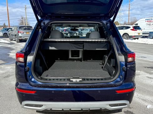 New 2025 Mitsubishi Outlander SEL image 14