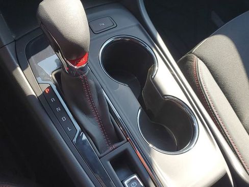 Certified 2024 Chevrolet Equinox RS image 28