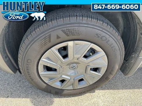 Used 2025 Nissan Kicks S FWD image 8