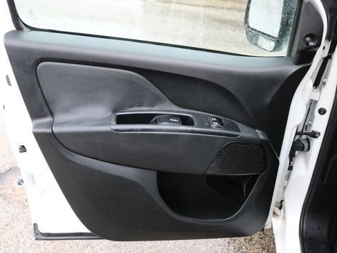 Used 2015 RAM ProMaster City Tradesman FWD image 10