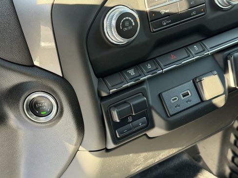 New 2025 GMC Sierra 3500 Pro w/ Convenience Package image 15