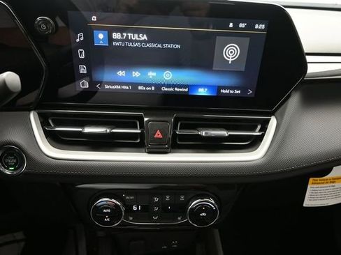 New 2026 Chevrolet TrailBlazer LT w/ Convenience Package FWD image 40