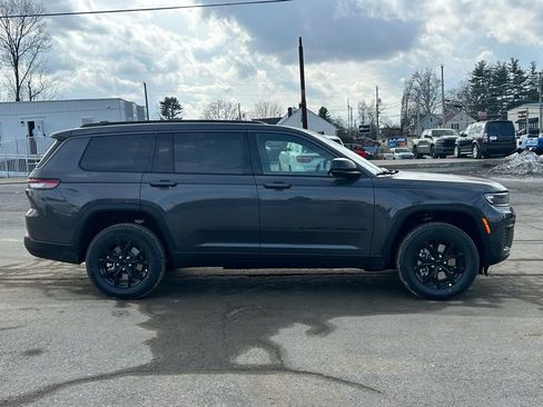New 2026 Jeep Grand Cherokee L 4WD image 6