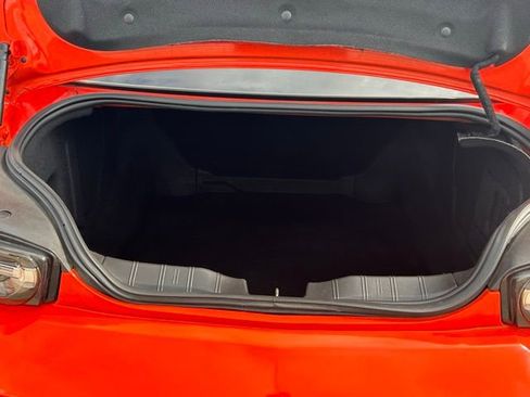 Used 2021 Chevrolet Camaro SS image 10