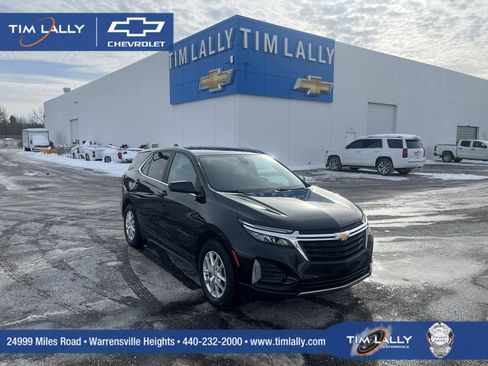Used 2023 Chevrolet Equinox RS w/ RS Leather Package image 1