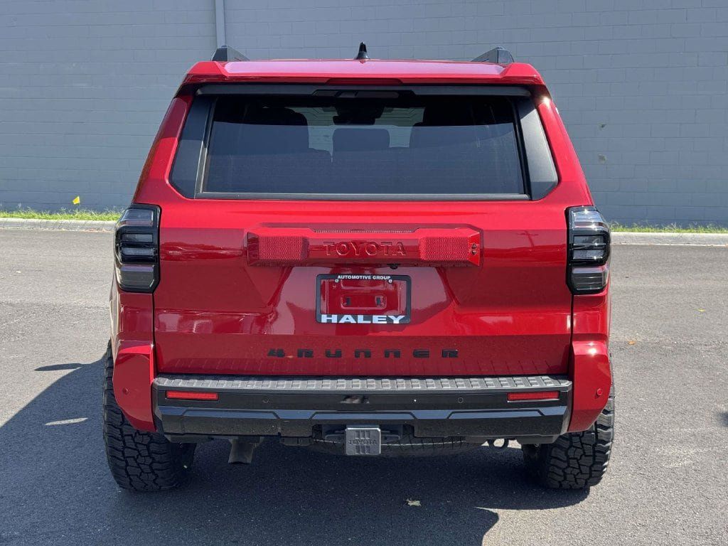 Used 2025 Toyota 4Runner TRD Sport AWD/4WD image 23