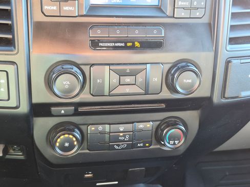 Used 2016 Ford F150 XL w/ Equipment Group 101A Mid AWD/4WD image 23