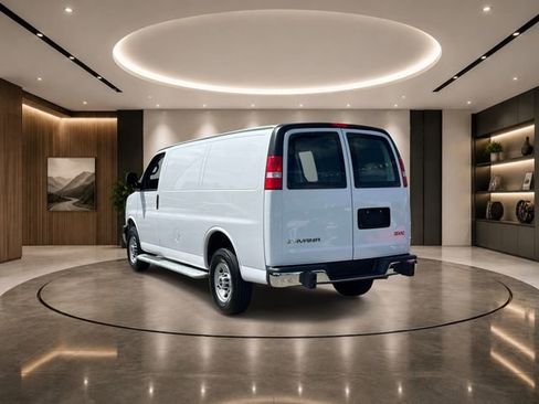 Used 2024 GMC Savana 2500 w/ Driver Convenience Package RWD image 8