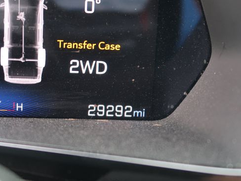 Used 2024 Chevrolet Colorado Z71 w/ Z71 Convenience Package 2 AWD/4WD image 26