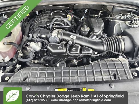 Used 2023 Jeep Grand Cherokee L Limited w/ Black Appearance Package AWD/4WD image 37