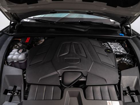 New 2026 Porsche Cayenne image 30