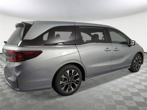 New 2026 Honda Odyssey Elite image 2