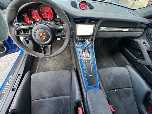 Certified 2019 Porsche 911 GT2 RS RWD image 6