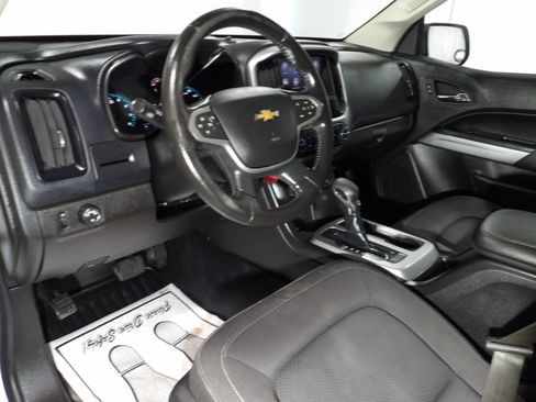 Used 2022 Chevrolet Colorado LT w/ Fleet Safety Package RWD image 12
