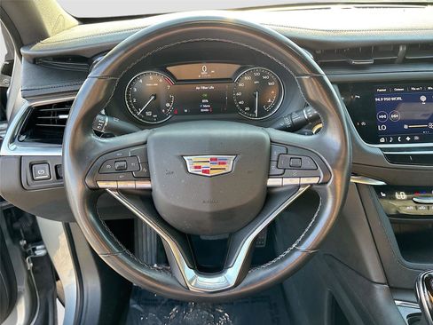Used 2023 Cadillac XT6 Luxury FWD image 11