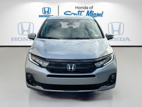 Certified 2026 Honda Odyssey EX-L image 2