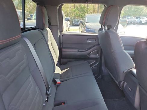 Used 2023 Nissan Frontier PRO-4X w/ Technology Package image 31