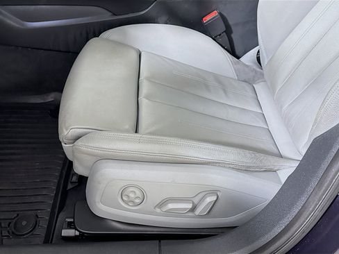 Used 2017 Audi A4 2.0T Premium Plus image 22