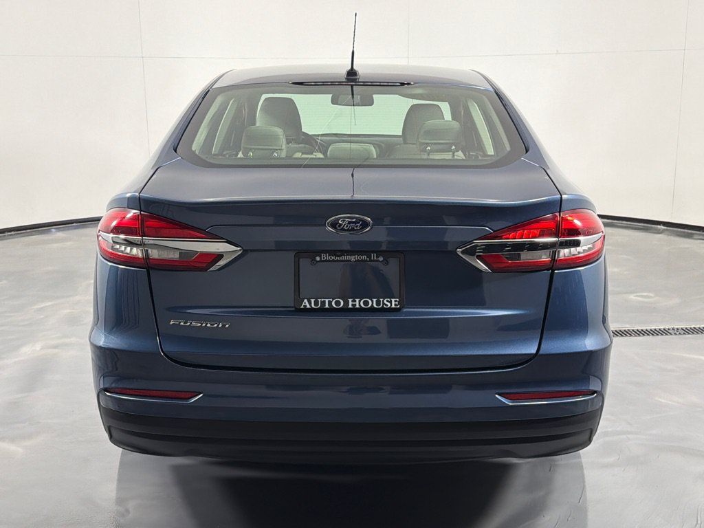Used 2019 Ford Fusion S FWD image 6