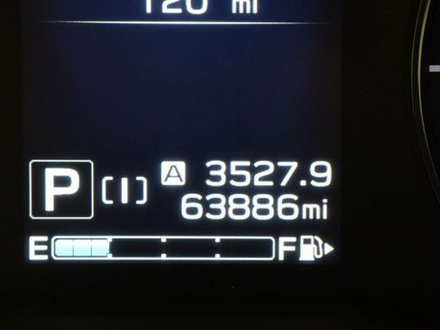 Used 2023 Subaru Impreza Premium image 13