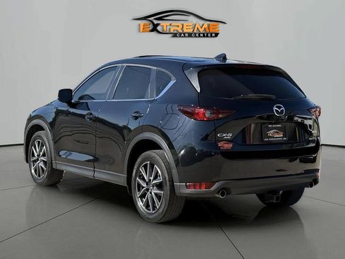 Used 2018 MAZDA CX-5 Touring w/ Preferred Equipment Package AWD/4WD image 4