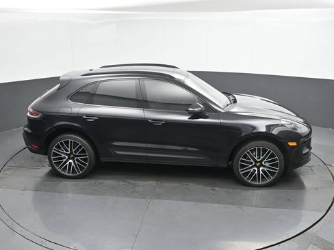 Used 2022 Porsche Macan AWD/4WD image 34