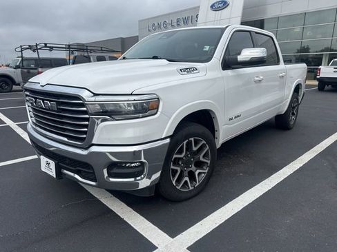 Used 2025 RAM 1500 Laramie AWD/4WD image 1
