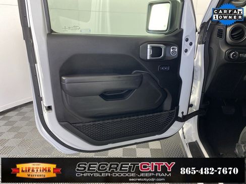 Used 2021 Jeep Wrangler Unlimited Sport image 12