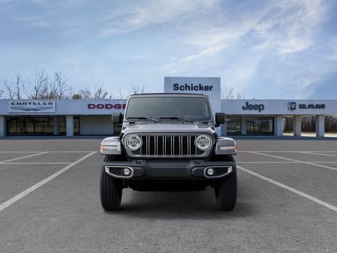 New 2026 Jeep Wrangler Sahara image 6