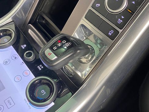 Used 2020 Land Rover Range Rover Sport HSE image 29