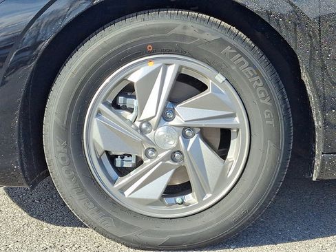 New 2026 Hyundai Elantra SE image 7