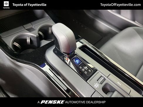 New 2026 Toyota Prius LE image 32