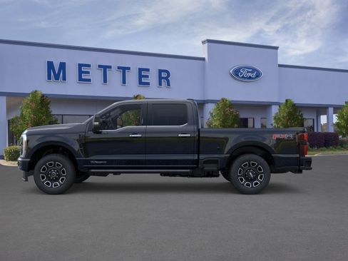 New 2026 Ford F250 Platinum w/ FX4 Off-Road Package AWD/4WD image 3