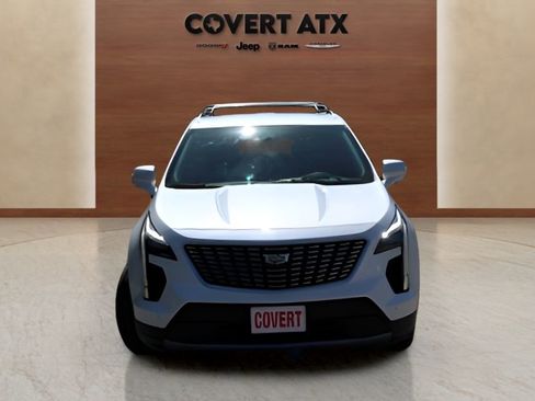 Used 2019 Cadillac XT4 Premium Luxury w/ Technology Package FWD image 8