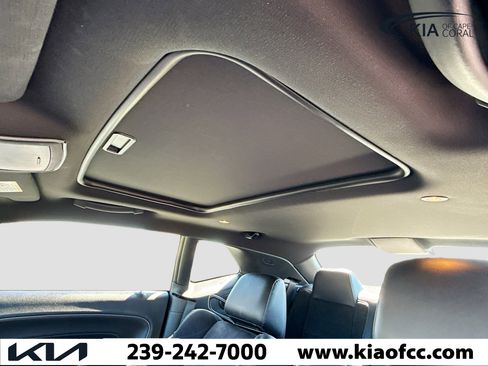 Used 2015 Dodge Challenger R/T Scat Pack w/ Leather Interior Group image 25