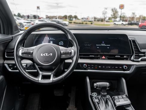 Used 2023 Kia Sportage X-Line w/ X-Line Premium Package AWD/4WD image 16