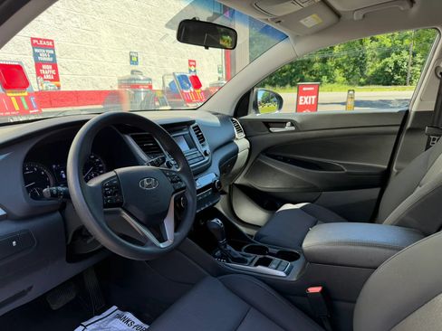 Used 2017 Hyundai Tucson SE w/ Cargo Package FWD image 20