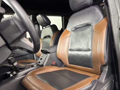 Used 2024 Ford Bronco Outer Banks AWD/4WD image 18
