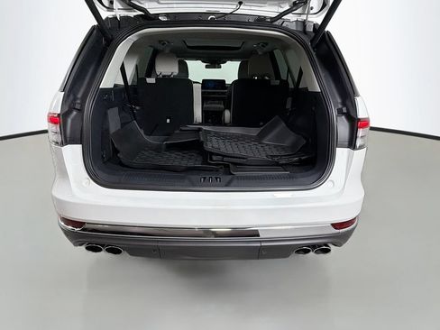 Used 2026 Lincoln Aviator 2WD image 27