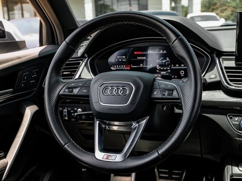 Used 2023 Audi SQ5 Prestige w/ Prestige Package AWD/4WD image 15