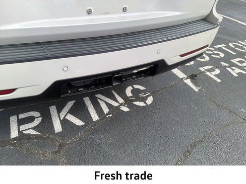 Used 2020 Lincoln Navigator 2WD image 5