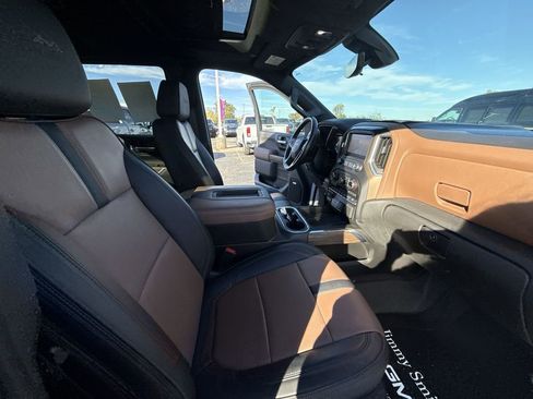 Certified 2021 Chevrolet Silverado 1500 High Country w/ Technology Package image 35