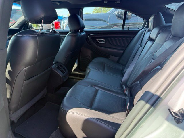 Used 2016 Ford Taurus Limited AWD/4WD image 6