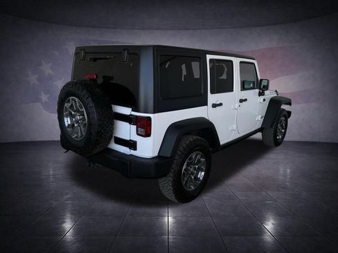 Used 2016 Jeep Wrangler Unlimited Rubicon w/ Connectivity Group image 5