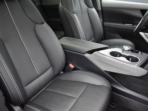 Certified 2025 Cadillac Optiq Sport 2 w/ LPO, Floor Liner Package image 40