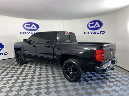 Used 2018 Chevrolet Silverado 1500 LT w/ Texas Edition RWD image 5