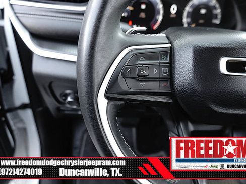 Used 2023 Jeep Grand Cherokee L Laredo RWD image 26