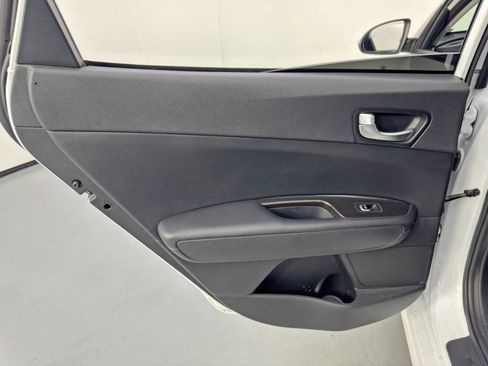 Used 2019 Kia Optima EX image 39